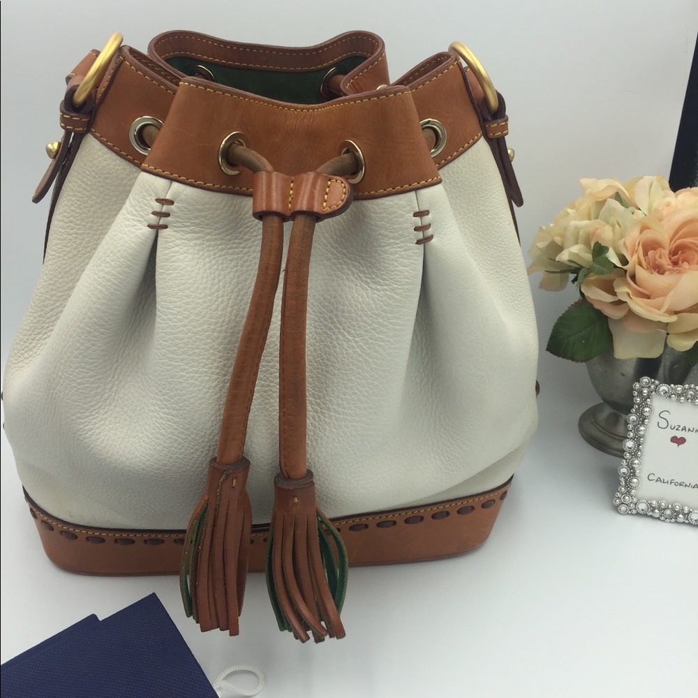 Dooney & Bourke Florentine Drawstring Natural/wht